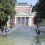 Sofia_theatre-gruev-fountains.JPG