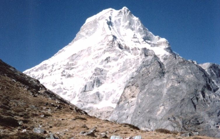 Pk 43 ( Kyashar ) from Hinku Valley