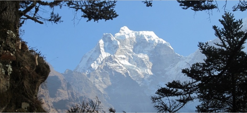 Mount Kang Taiga on route from Namche Bazaar to Tyangboche