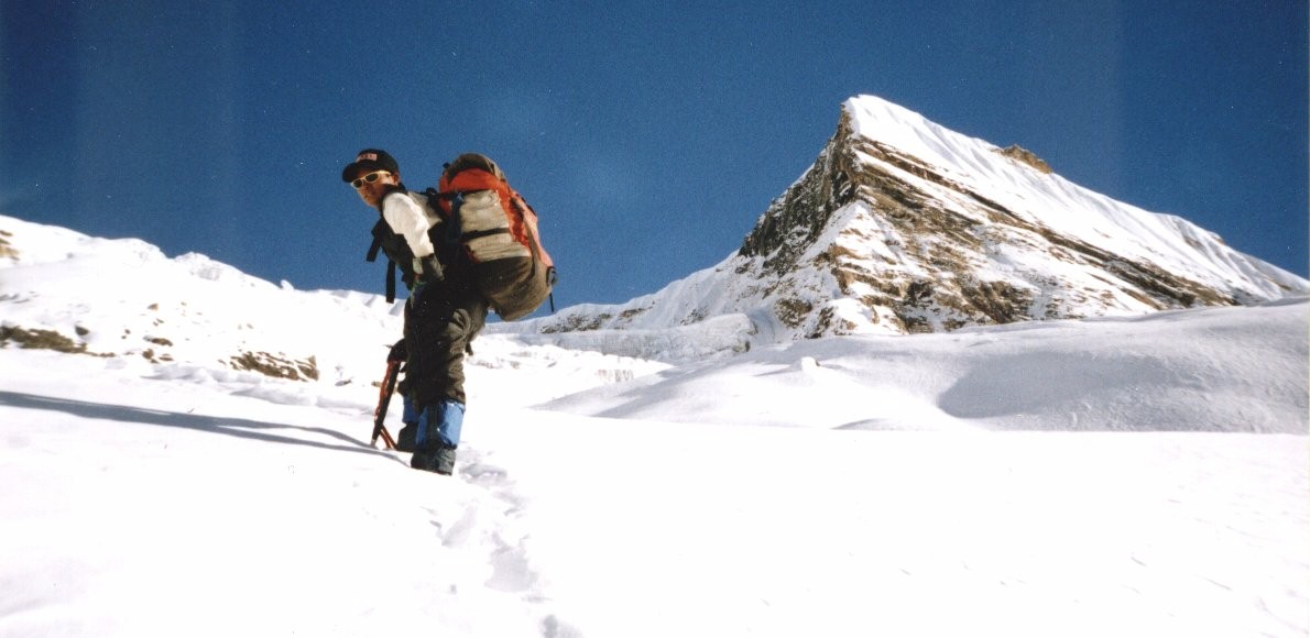 Tent Peak on ascent to Rakshi Peak