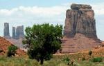 Monument_valley_b.jpg