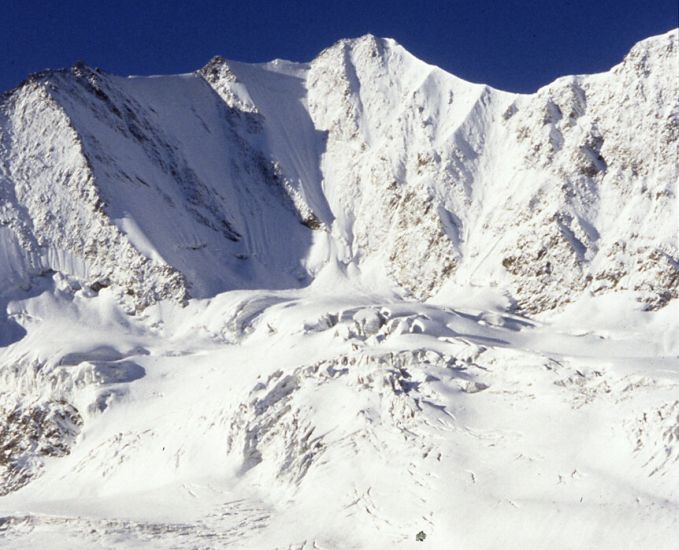 Hochfeiler - highest peak in the Zillertal Alps