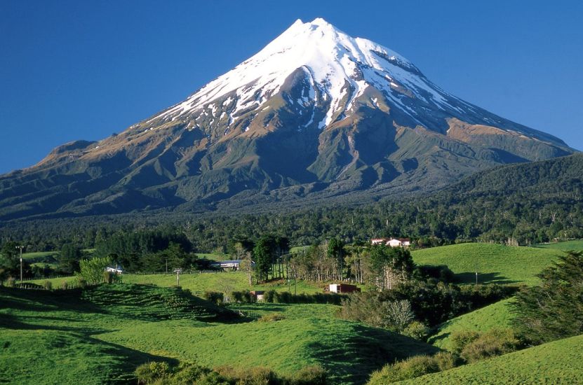 Mt. Egmont / Taranaki in the North Island of New Zealand