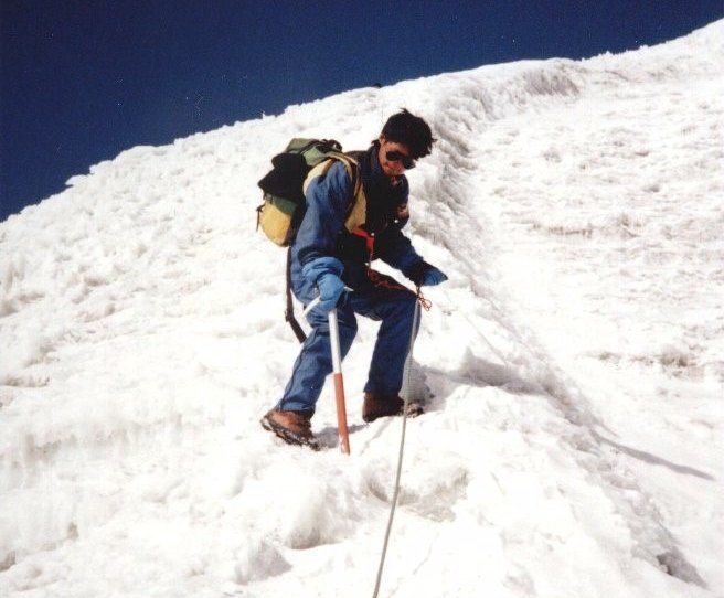 Descending from Yala Peak