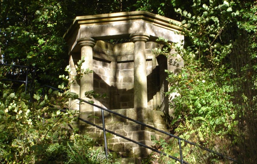 Gazebo - Lord Gavin's Temple in Dalzell Park