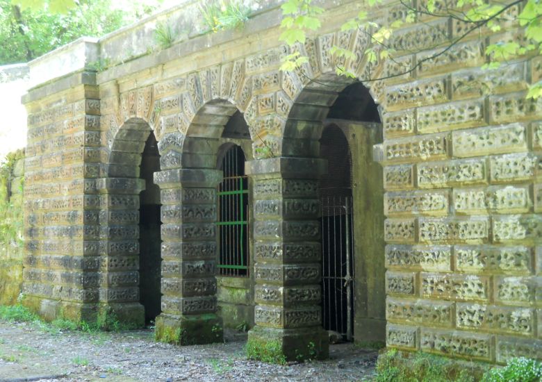 Dams to Darnley Country Park