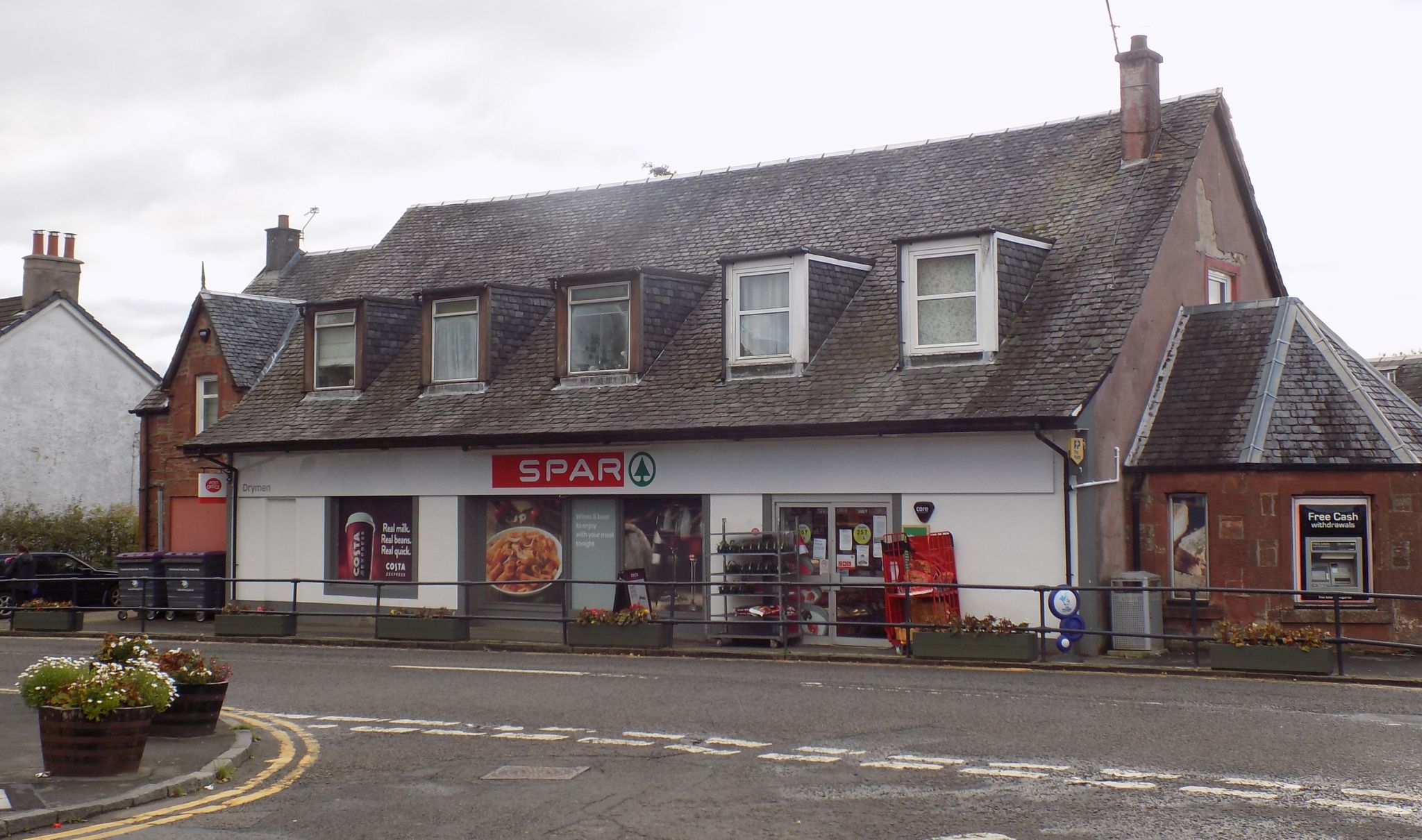 Spar village shop in Drymen