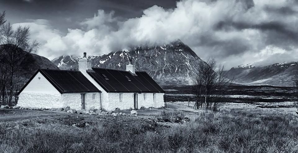 Black Rock Cottage and Buachaille Etive Mor in Glencoe