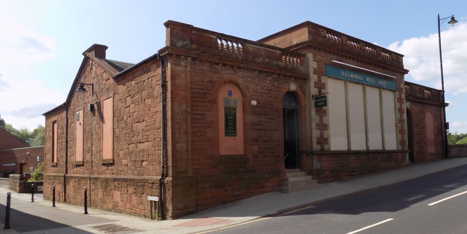 Balmoral Wool Shop in Galston